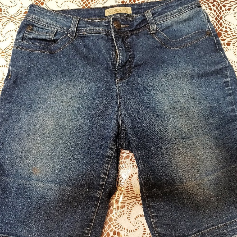 Women's Shorts, Nine West, Vintage America Collection, Size 8, W-15", L-20 1/4"